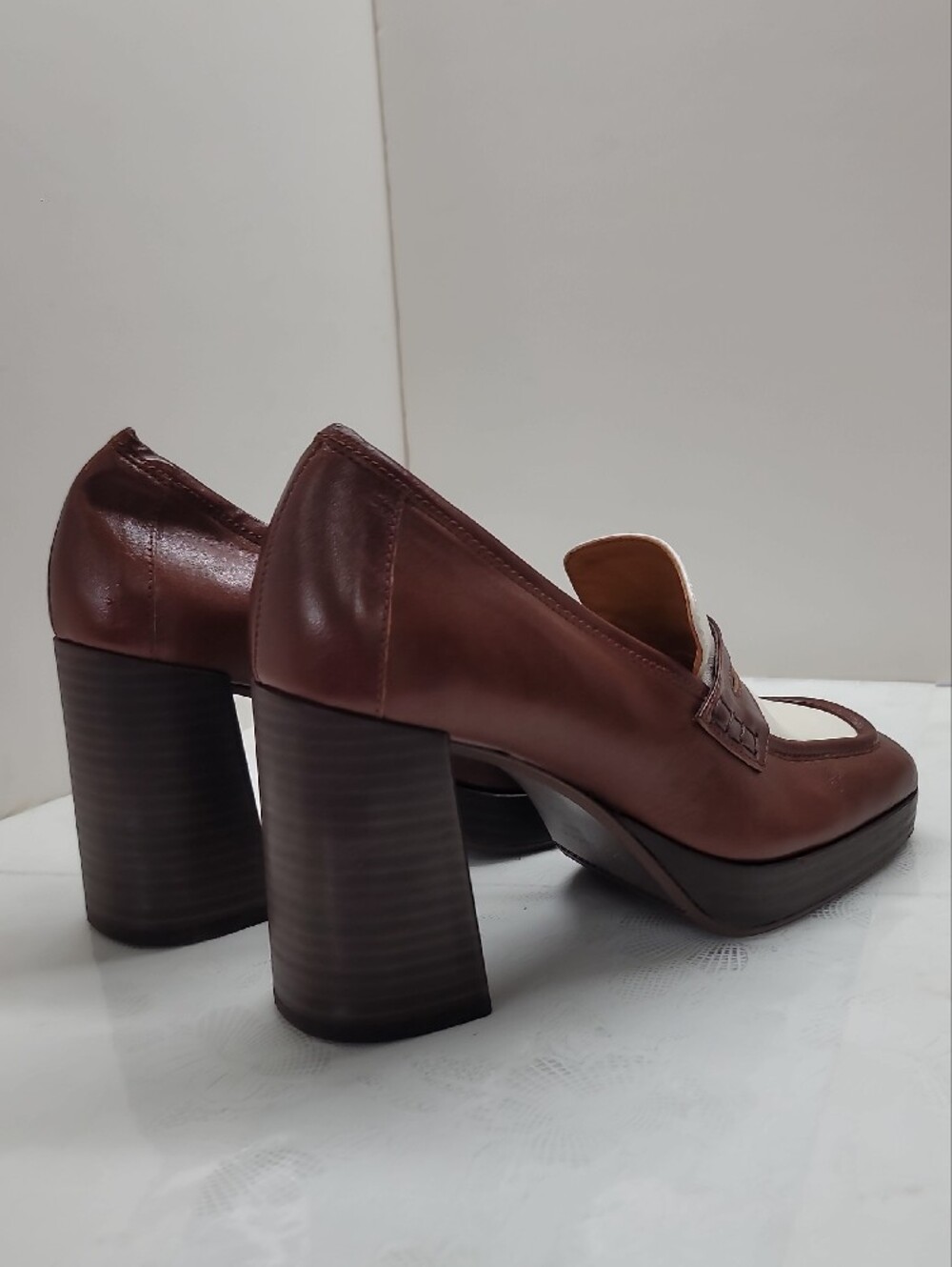 Sezane Jessie heeled loafers Brown and White Loafers size Size 39 US 9 - Picture 5 of 15